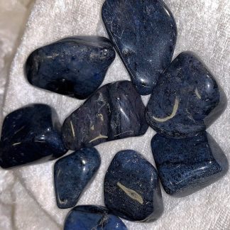 dumoterit-handpolerade-cuddle-stones-aa-trumlade-mies-balans